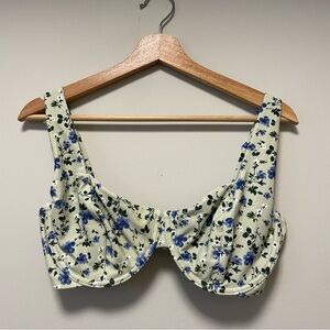 Abercrombie & Fitch Curve Love swim top